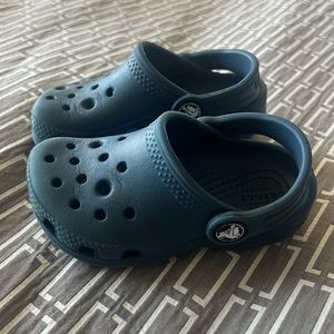 Navy toddler crocs